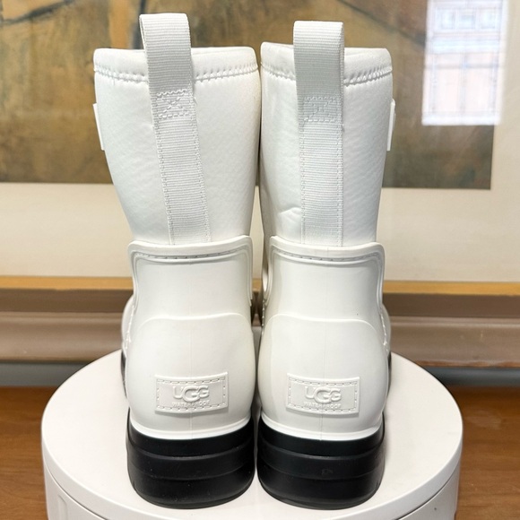 🌸UGG🌸 Droplet Mid Rain Boot In White Size: 11 - Picture 9 of 14